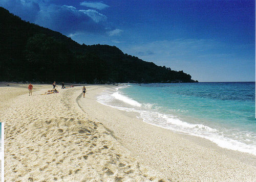 plaka-beach-4